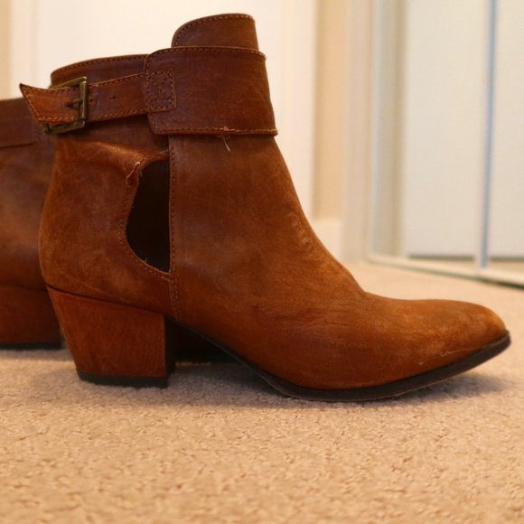 Free People Ankle Boots - Picture 1 of 6